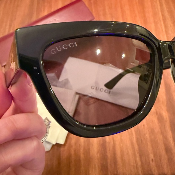Gucci Black and Gold cat eye Sunglasses - Picture 9 of 12